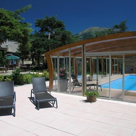 Logis Hotel Le Lac Embrun Exteriér fotografie