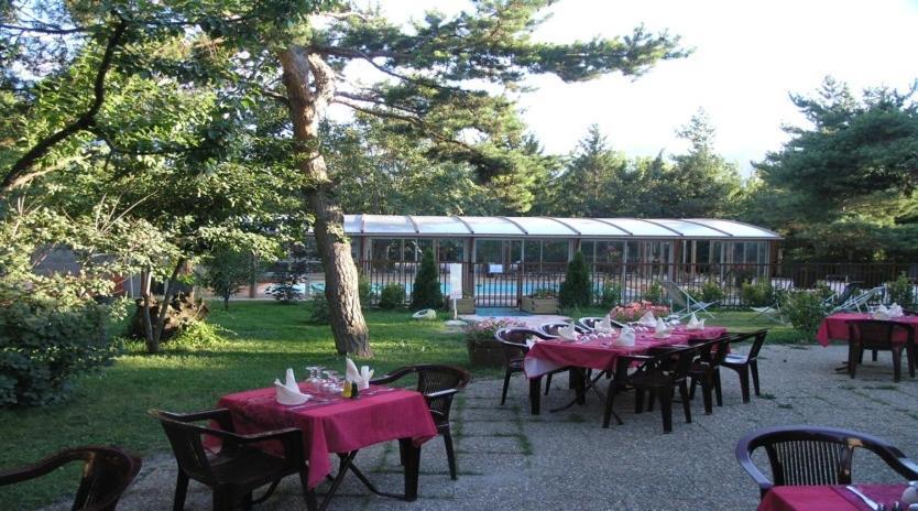 Logis Hotel Le Lac Embrun Exteriér fotografie