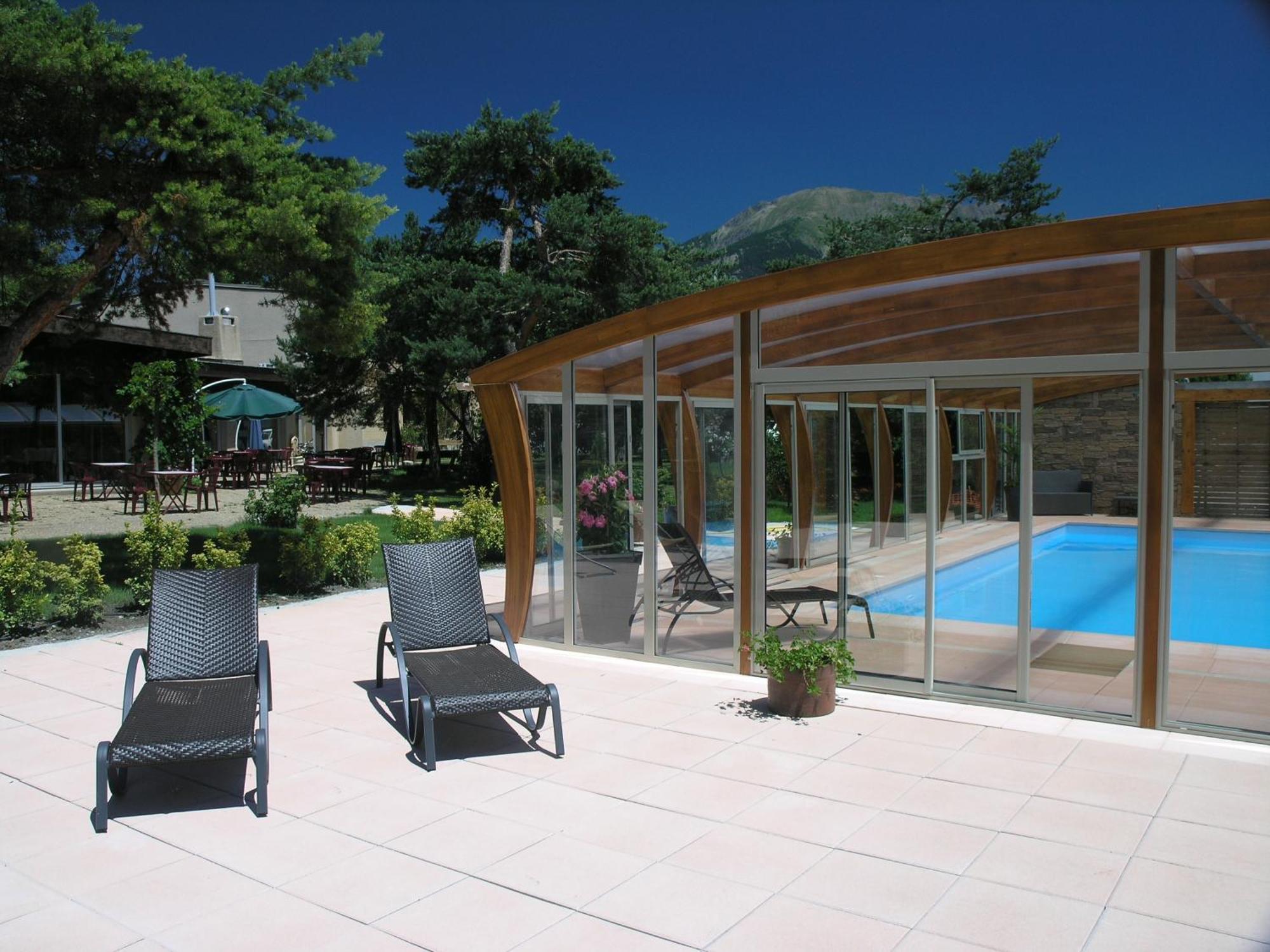 Logis Hotel Le Lac Embrun Exteriér fotografie